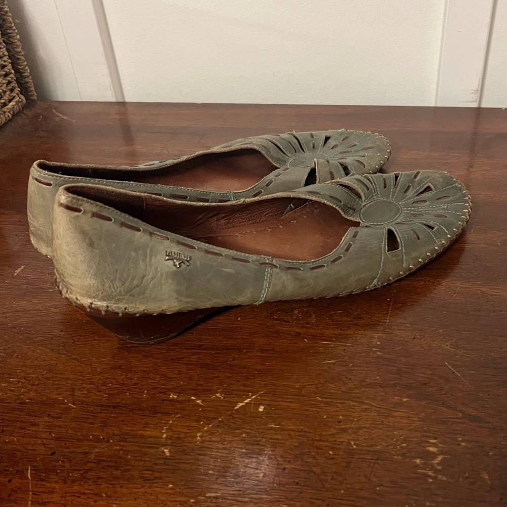 PIKOLINOS Olive Cutout Leather Flats size 42 (US 10) - Picture 4 of 13